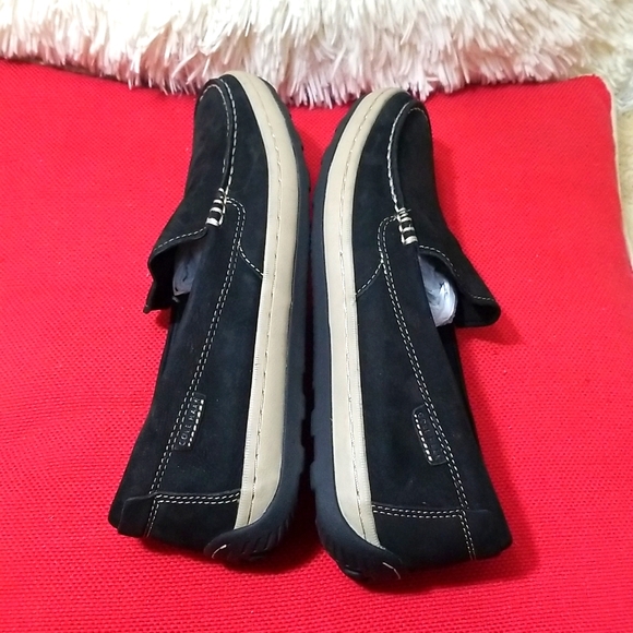 COLE HAAN SHOES - Picture 7 of 11